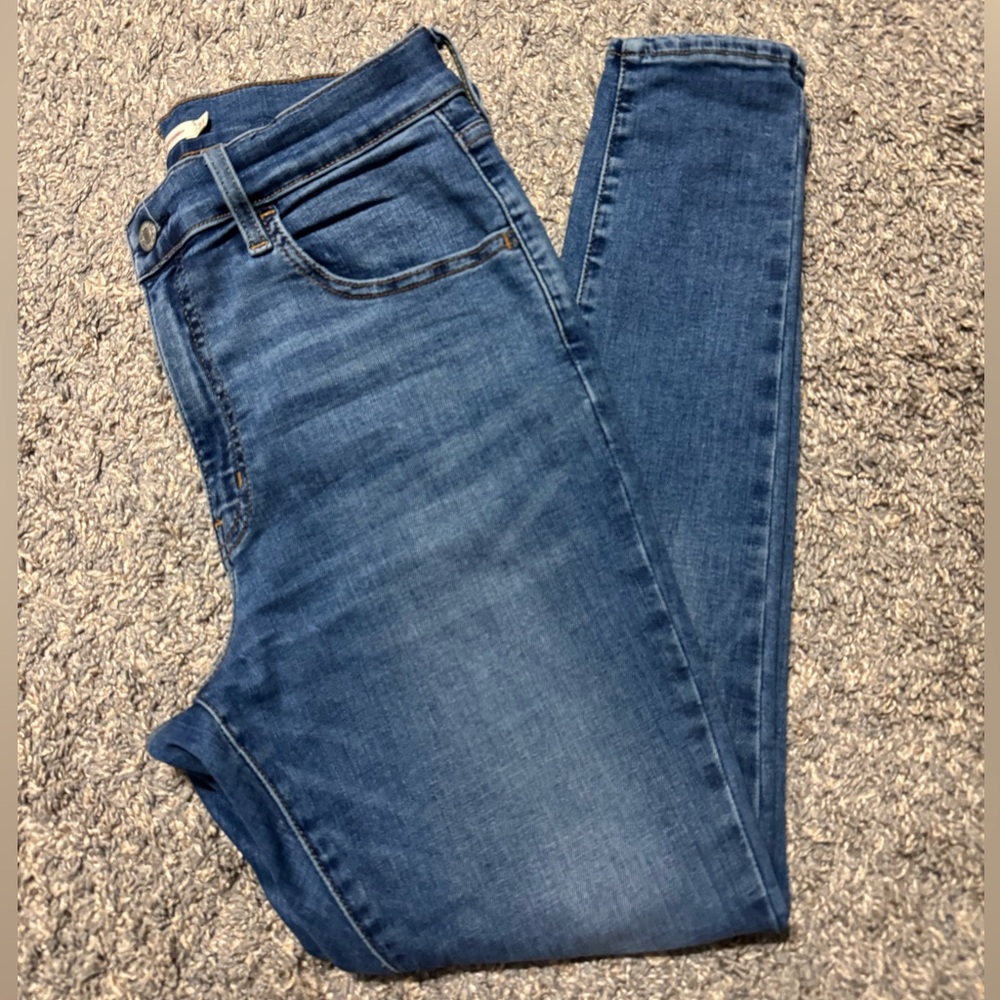 Levi's Women's 720 High Rise Super Skinny Jeans